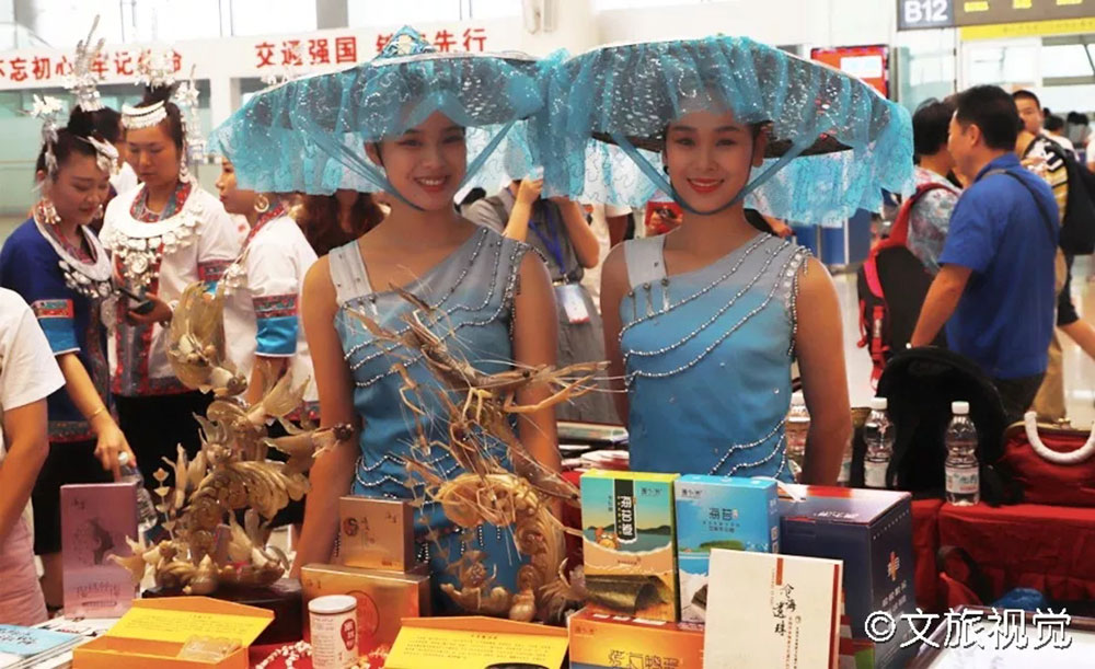 搭乘首發(fā)高鐵，海真珠珍珠粉抵達(dá)東方明珠